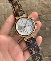 Louis Vuitton Premium Ladies Watch Edition B