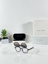 Marc Jacobs 1005 Flip – Brown & White Edition L