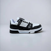 Trainer 1 Black & White Edition