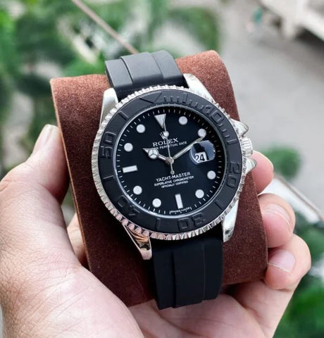 Rolex Yacht-Master – Gold Case Black Dial