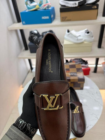 Louis Vuitton Premium Quality Loafers – Signature Edition D