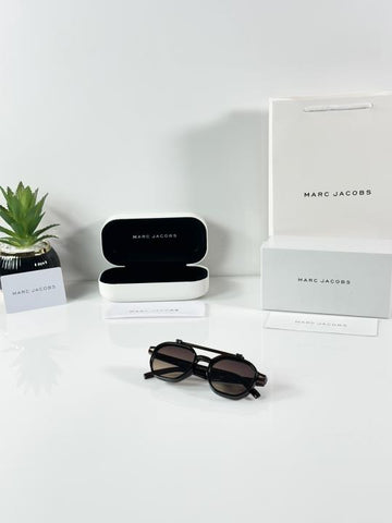 Marc Jacobs 1005 Flip – Brown &amp; White Edition L