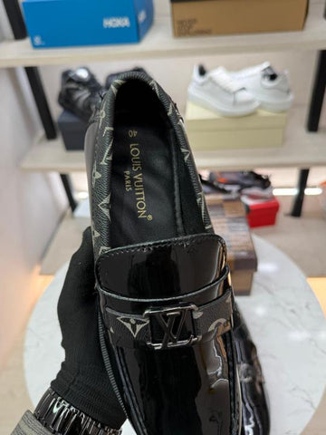 Louis Vuitton Premium Quality Loafers – Signature Edition B