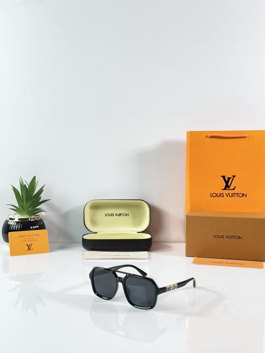 Louis Vuitton 2687 Gold Black Edition D
