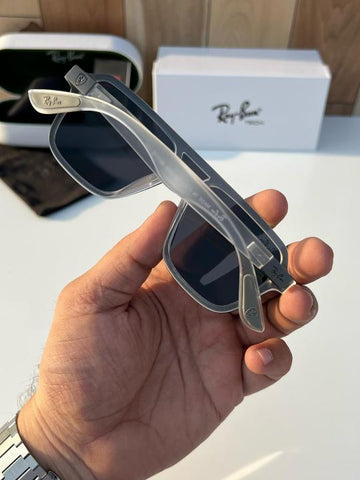 Ray-Ban 4904 – White &amp; Black Edition H