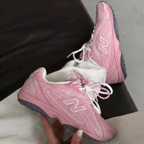 New Balance 204L – Pastel Pink Women's Edition A