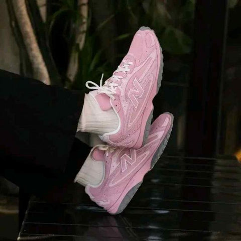 New Balance 204L – Pastel Pink Women's Edition A