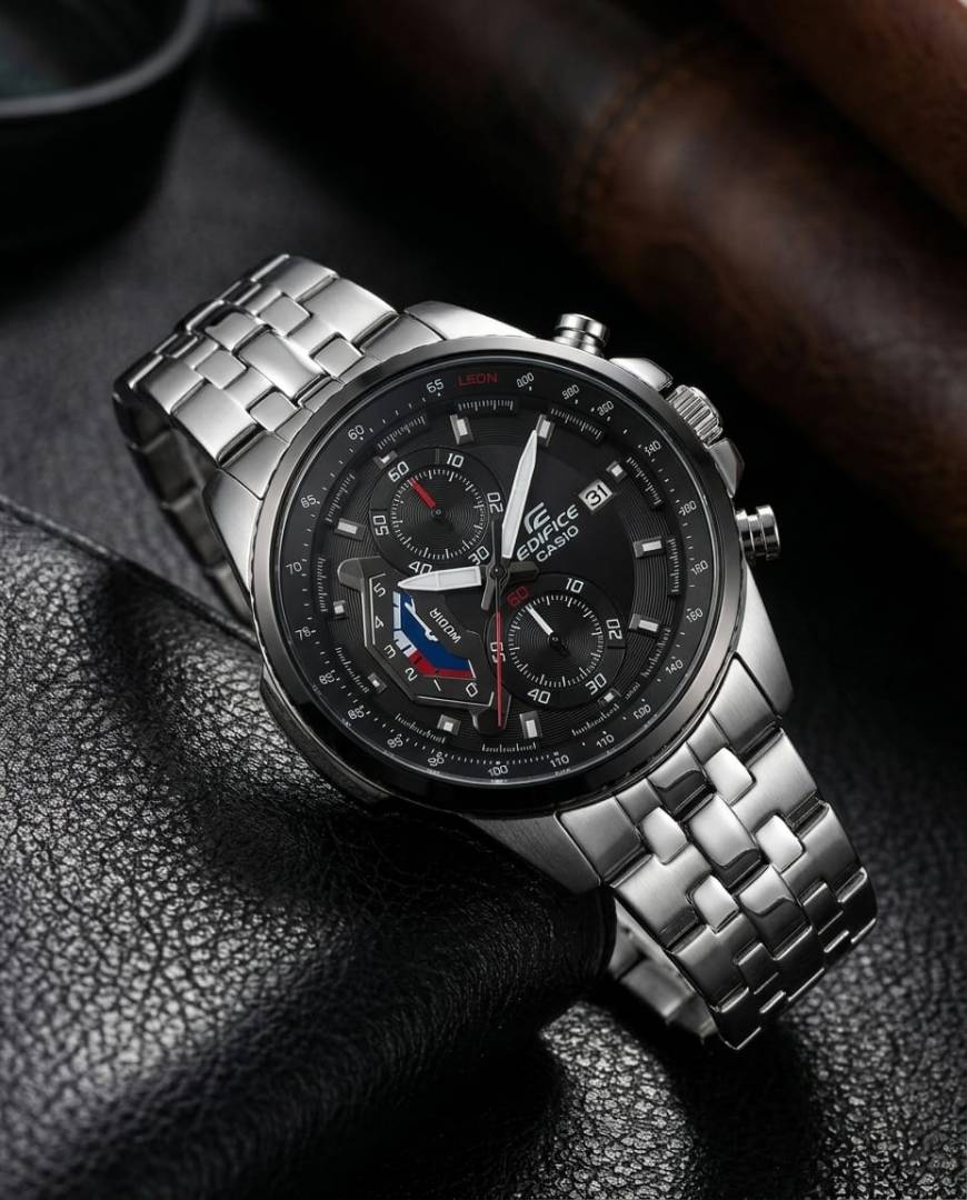 Casio Edifice EF-558D-1AVEF – Silver &amp; Black Edition F