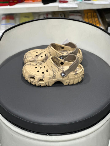 Crocs-Hike