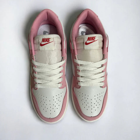 Dunk Low Pink Edition