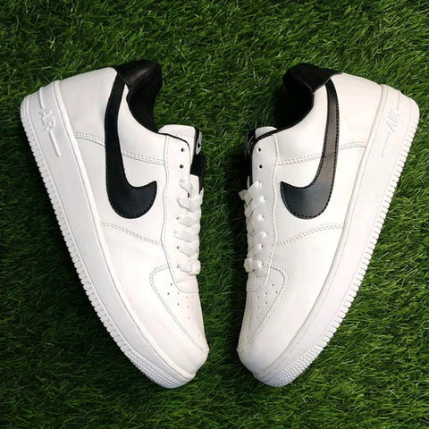 Nike Air Force 1 White Black (UK 7) – A Edition