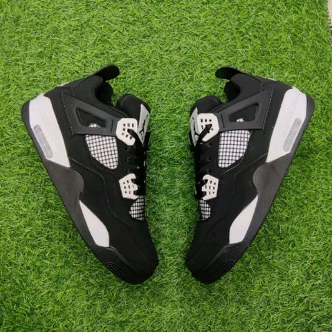 Retro 4 "Black White" Sneakers – A Edition