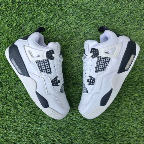 Retro 4 "Military Black" Sneakers – A Edition