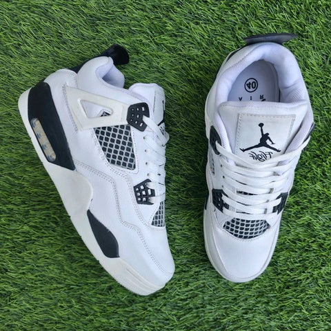 Retro 4 "Military Black" Sneakers – A Edition