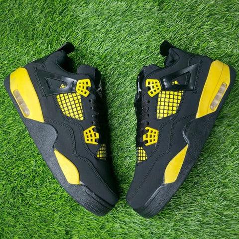 Retro 4 "Yellow Thunder" Sneakers – A Edition