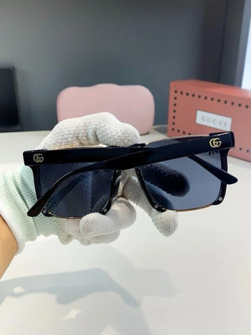 Gucci Black Gold Square Sunglasses – 52 Mix – A Edition