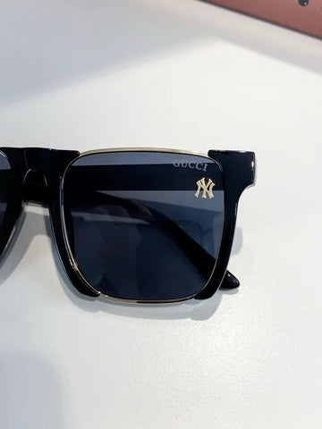 Gucci Black Gold Square Sunglasses – 52 Mix – A Edition